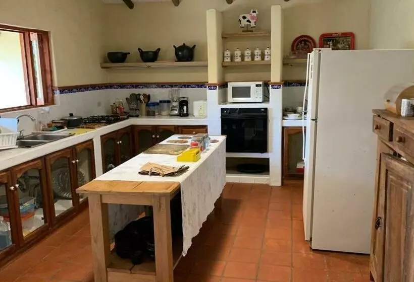 El Caserón