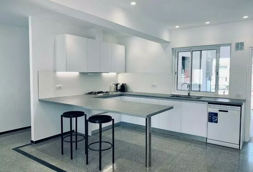 Hauzify I Apartament Riera