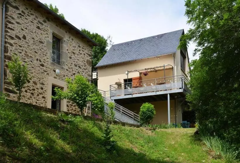 Majatalo Chambres Et Table D Hotes Du Calvaire