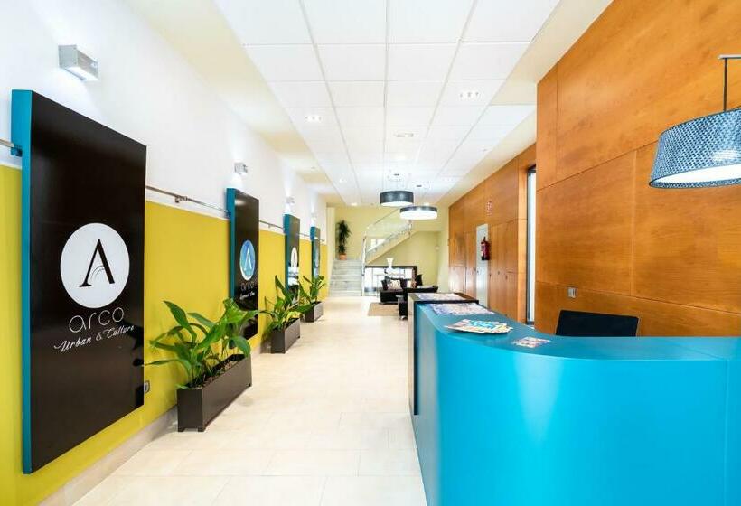 Be Free Arco Almeria