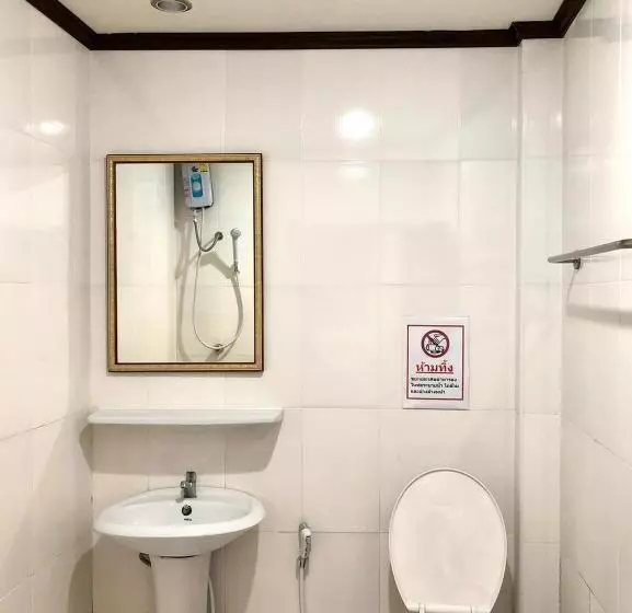 هتل Visanuinn