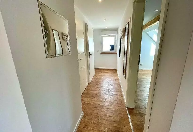 Sky Apartment, Blick Zur Mosel, Großer Balkon, Kaffeemaschine, Smart Tv