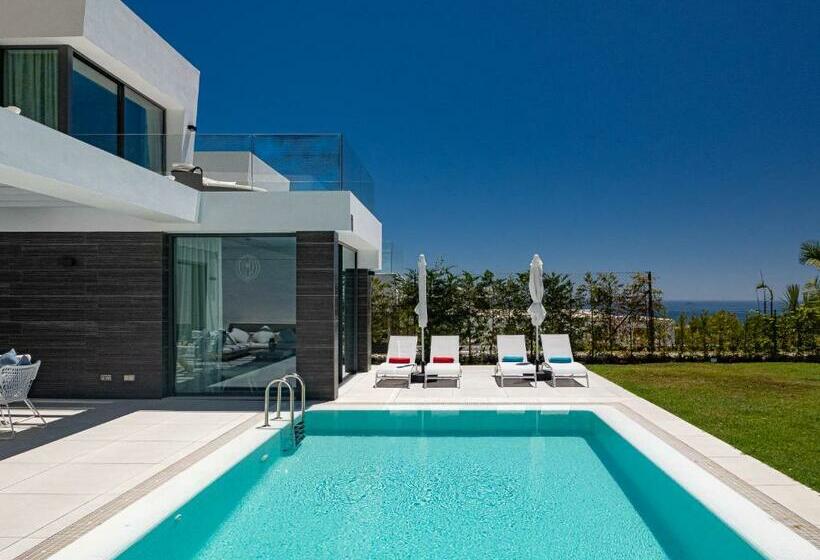 Villa Moderne à 700m De La Plage Avec Vue Mer