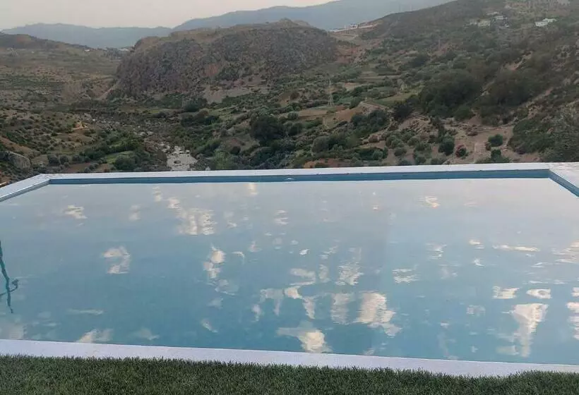 هتل Auberge Mezlafen