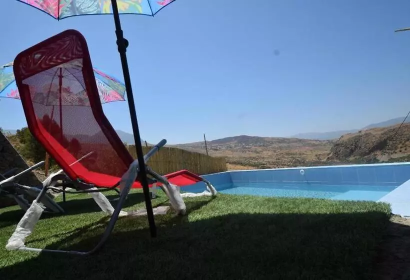 هتل Auberge Mezlafen