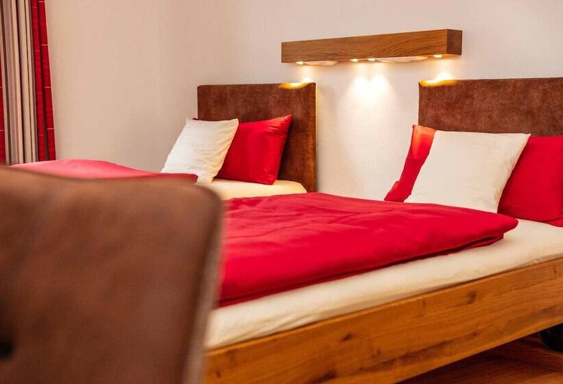 Отель Garni Zum Schwan