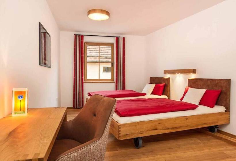 Отель Garni Zum Schwan