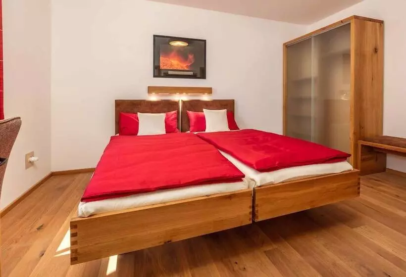 Hotelli Garni Zum Schwan