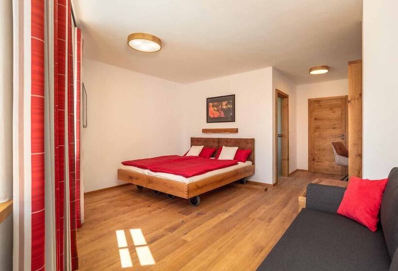 Отель Garni Zum Schwan