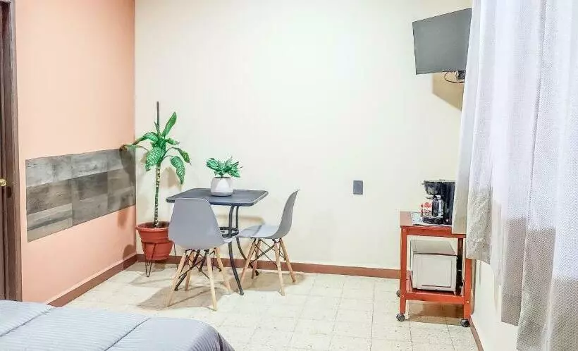 پانسیون H. Galaxia