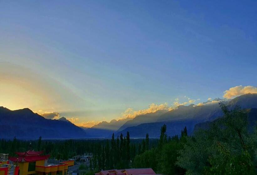 پانسیون Hikk Inn