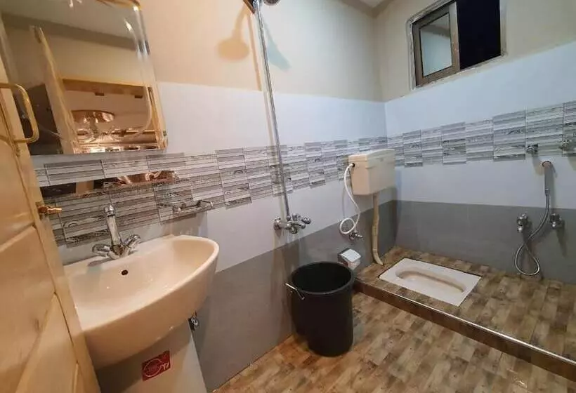 پانسیون Hikk Inn