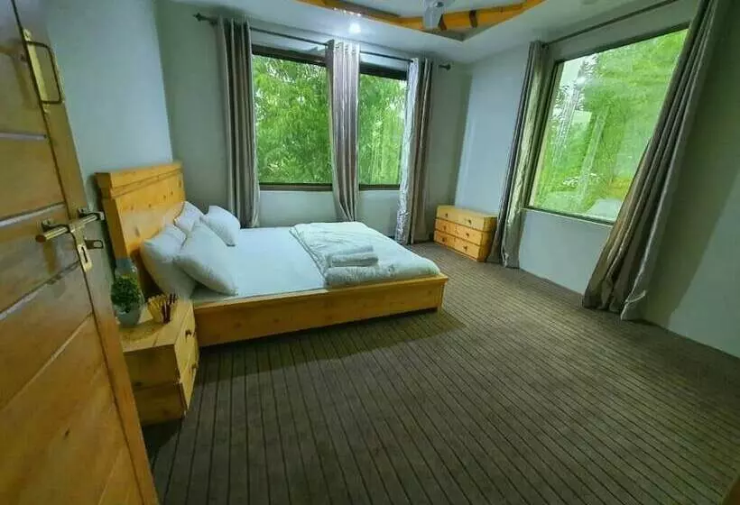 پانسیون Hikk Inn