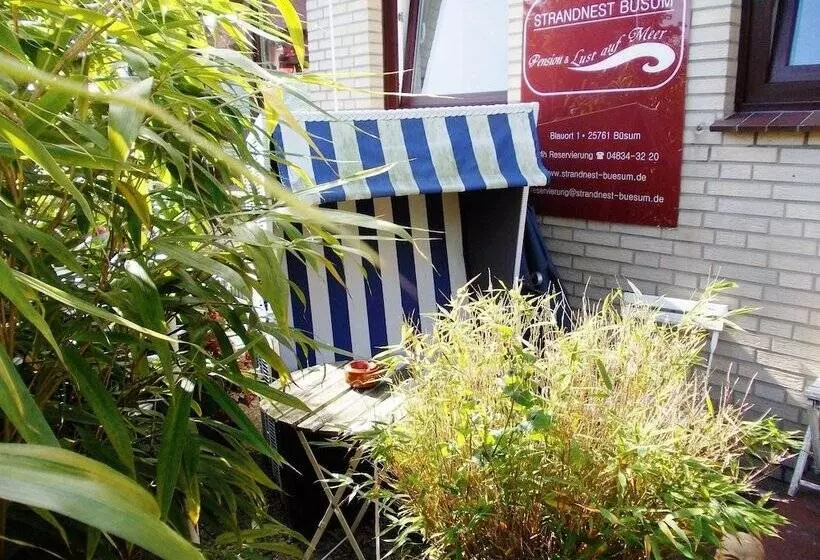 Aamiaismajoitus (B&B) Strandnest Büsum