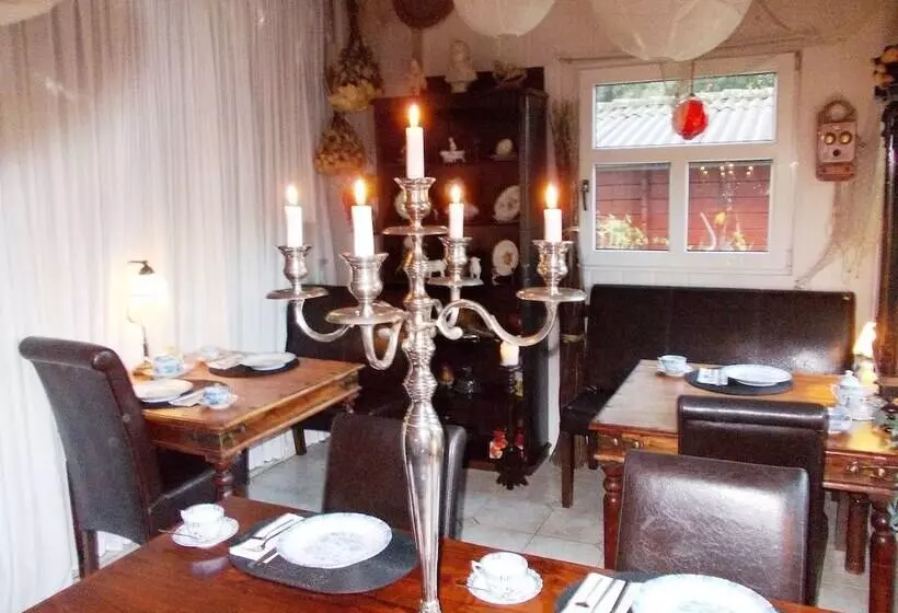 Aamiaismajoitus (B&B) Strandnest Büsum