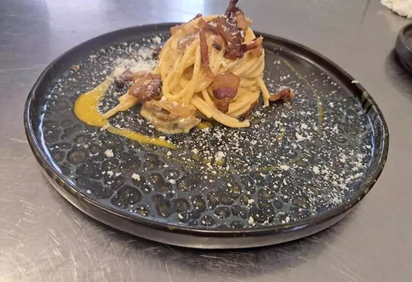 هتل Butterfly Wellness & Spa