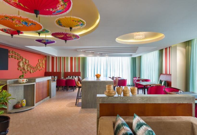 هتل Centara Life Muscat Dunes