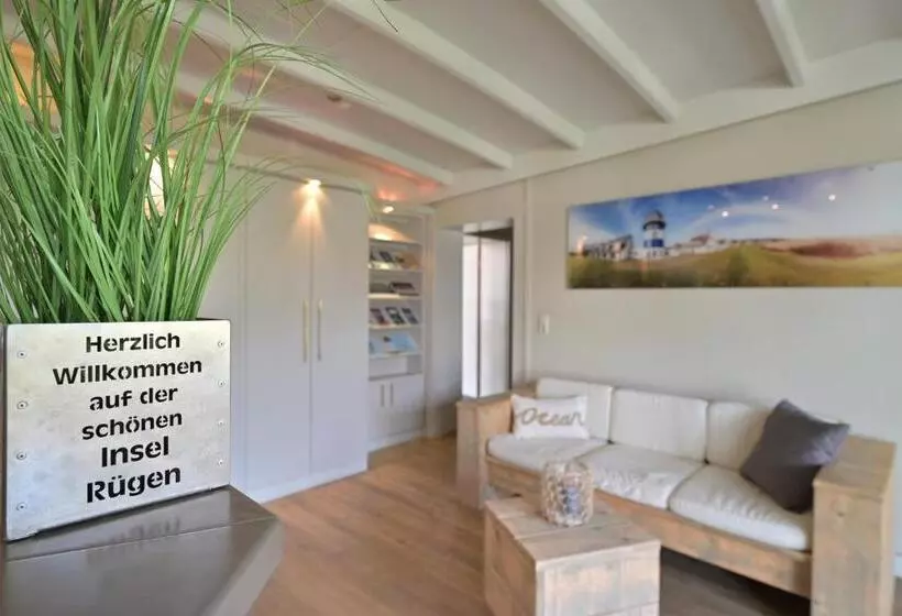 בית מלון כפרי & Ferienanlage Kapitäns Häuser Breege