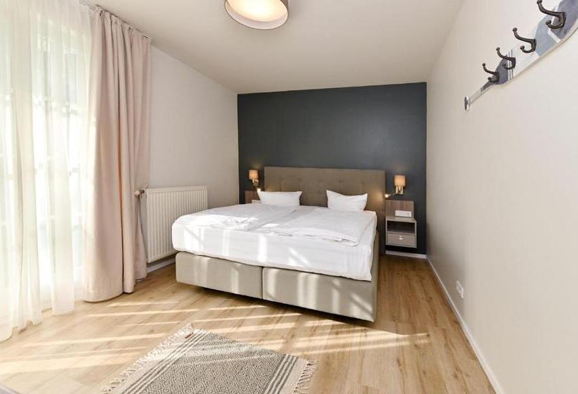 酒店 & Ferienanlage Kapitäns Häuser Breege