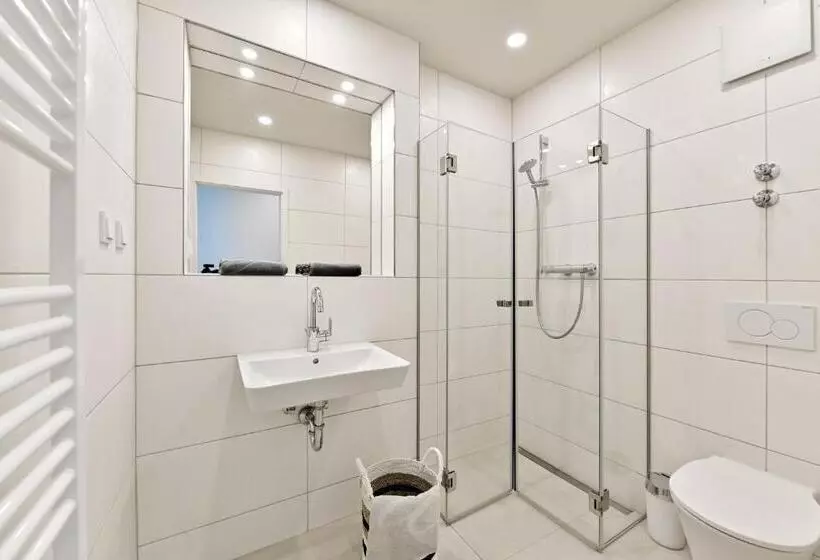 בית מלון כפרי & Ferienanlage Kapitäns Häuser Breege