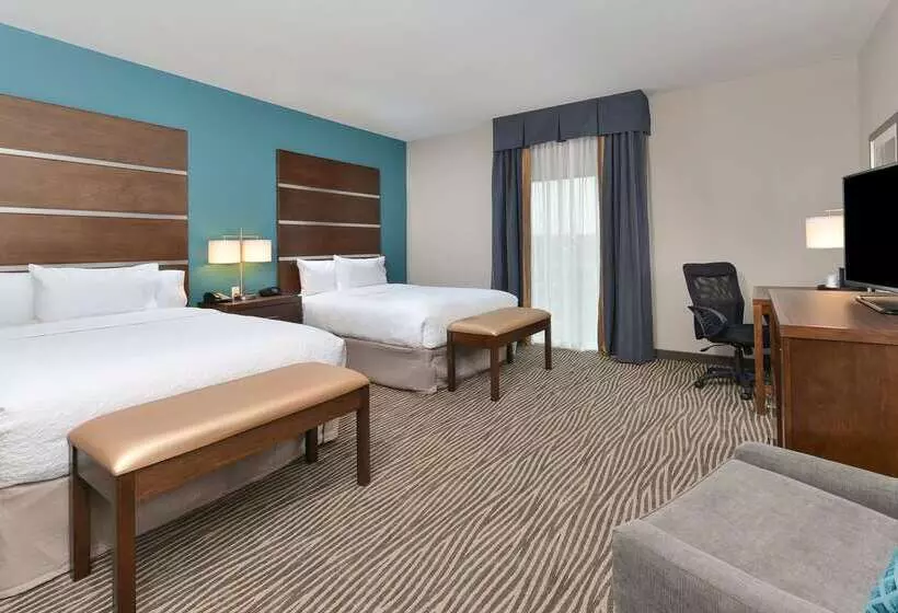 فندق Hampton Inn & Suites Des Moines Downtown