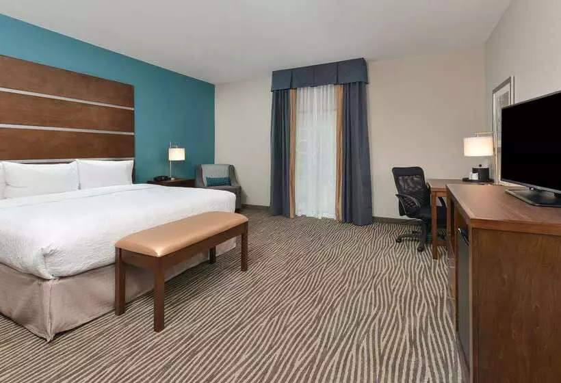 فندق Hampton Inn & Suites Des Moines Downtown