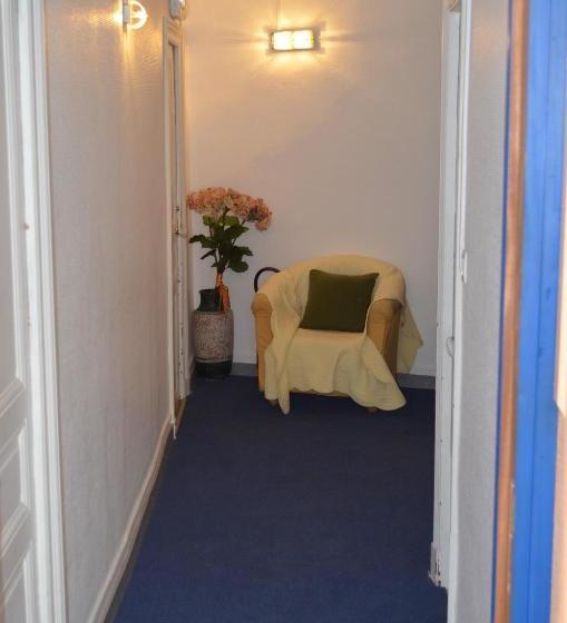 Отель Le Saintjoseph Centre Gare