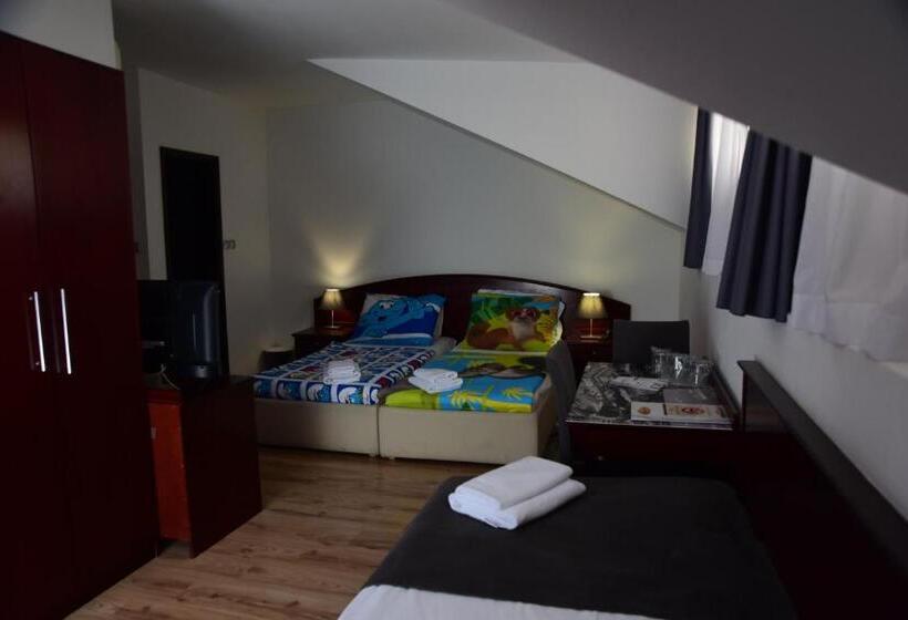 בית מלון כפרי Meridijan16