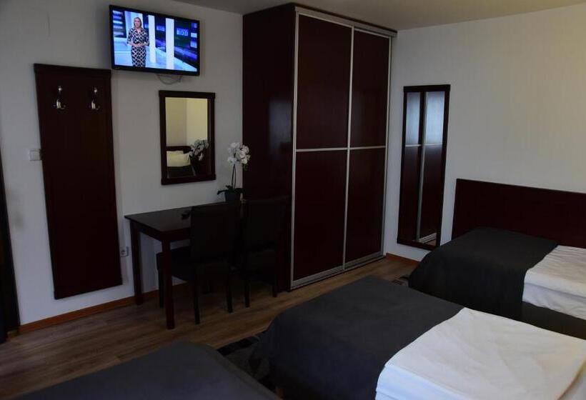 בית מלון כפרי Meridijan16