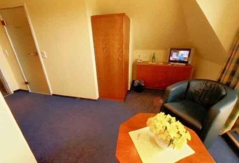 Отель Morgensonne Garni