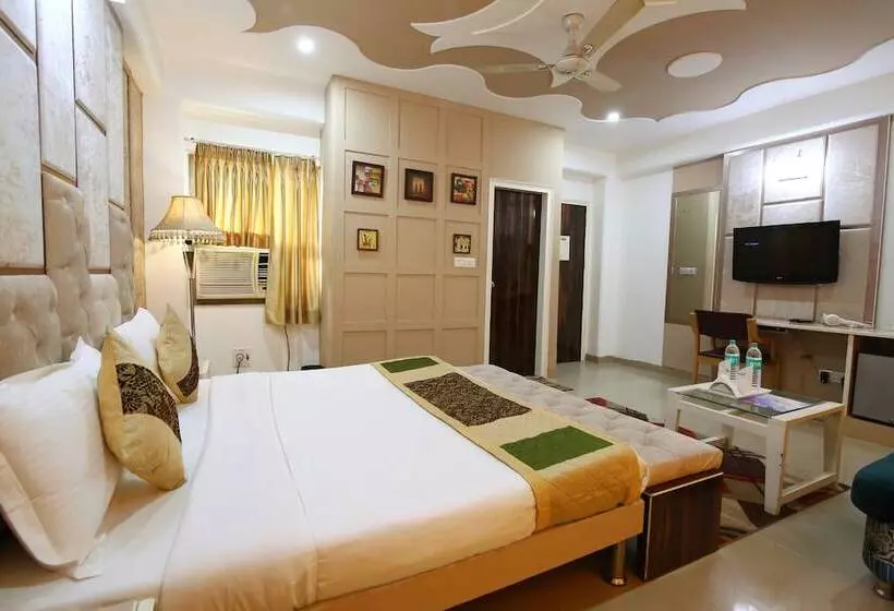 호텔 Moon Light Bhimtal