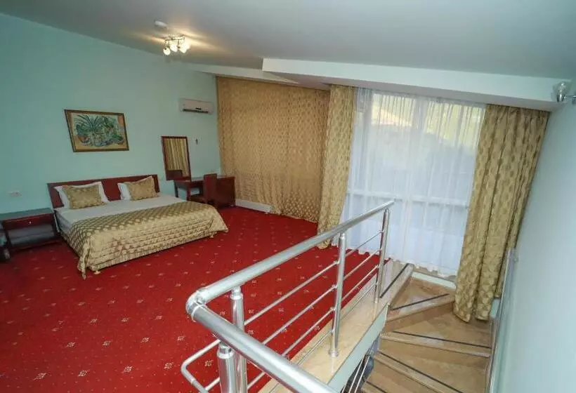 هتل Best Resort Aghveran