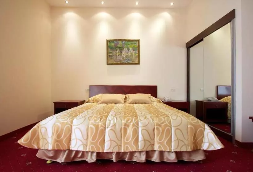 هتل Best Resort Aghveran