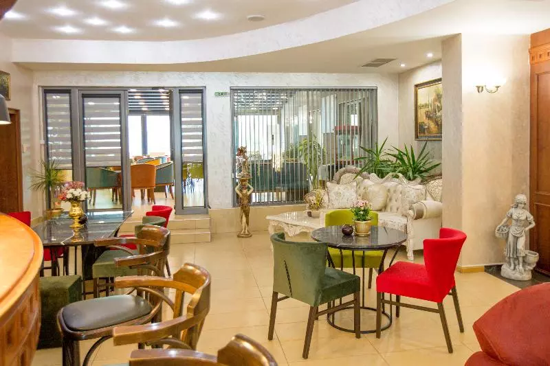 فندق Terra Europe Brontes