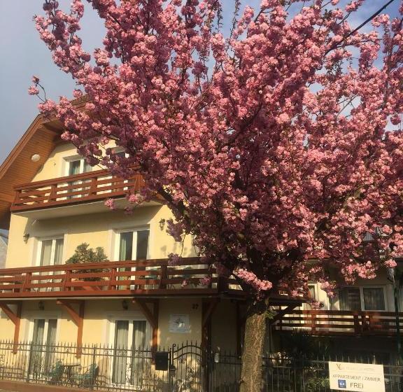 بنسيون Villa Lux