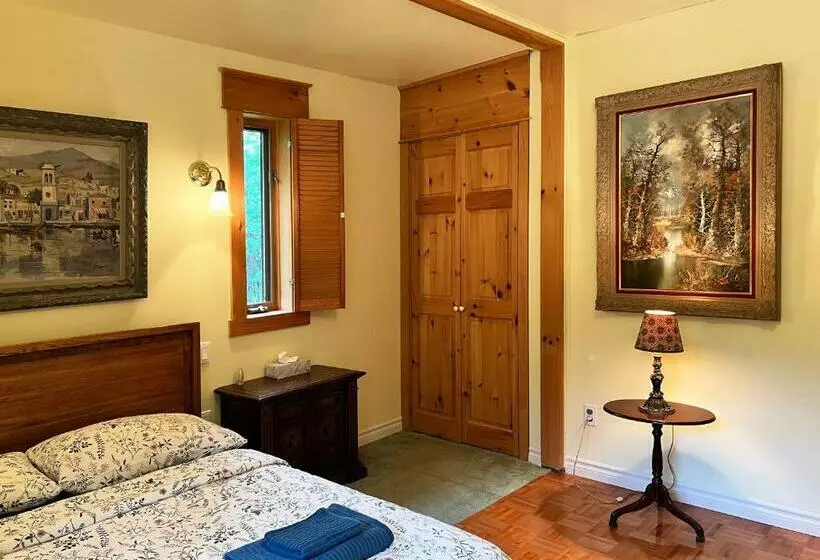 Bed & Breakfast Lukomorye