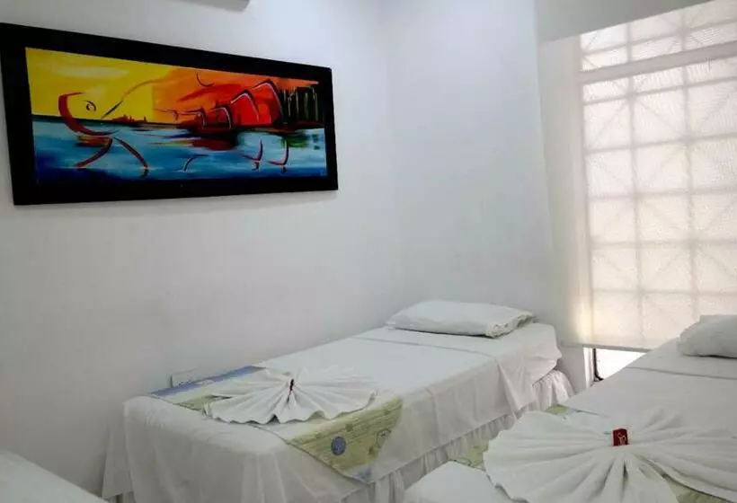 Comodas Habitaciones Hotel Bucaros