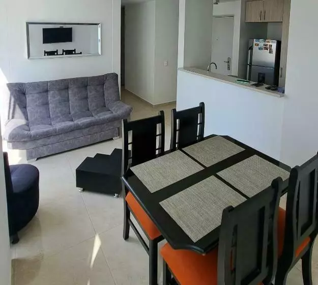 Cómodo Y Completo Apartamento, Excelente Ubicación, Cerca Expofuturo, Estadio, Ukumari   Incluye Par