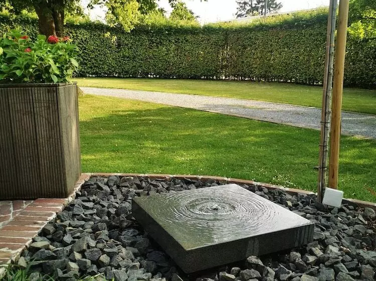 Aamiaismajoitus (B&B) Bed & Bokes Aan De Maaskant