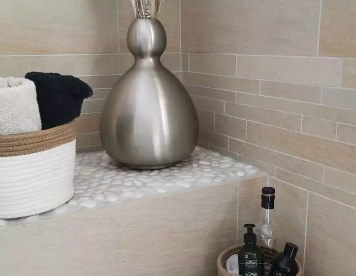 Aamiaismajoitus (B&B) Bed & Bokes Aan De Maaskant