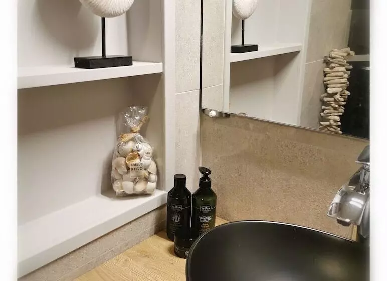 Aamiaismajoitus (B&B) Bed & Bokes Aan De Maaskant