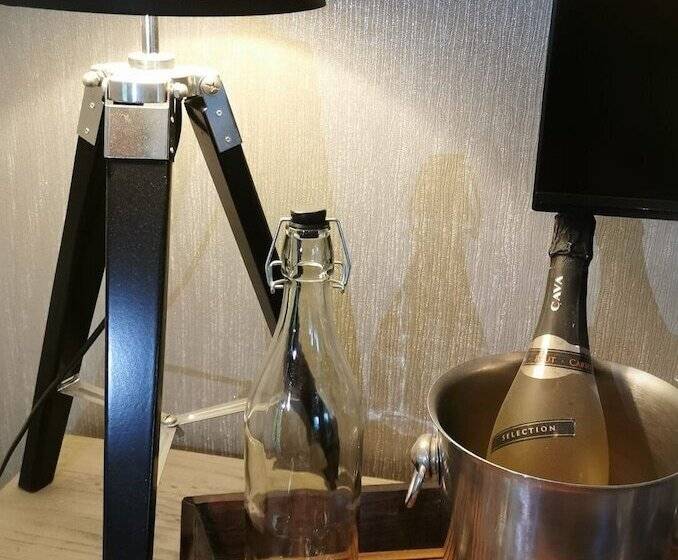 ベッドアンドブレックファースト Bed & Bokes Aan De Maaskant