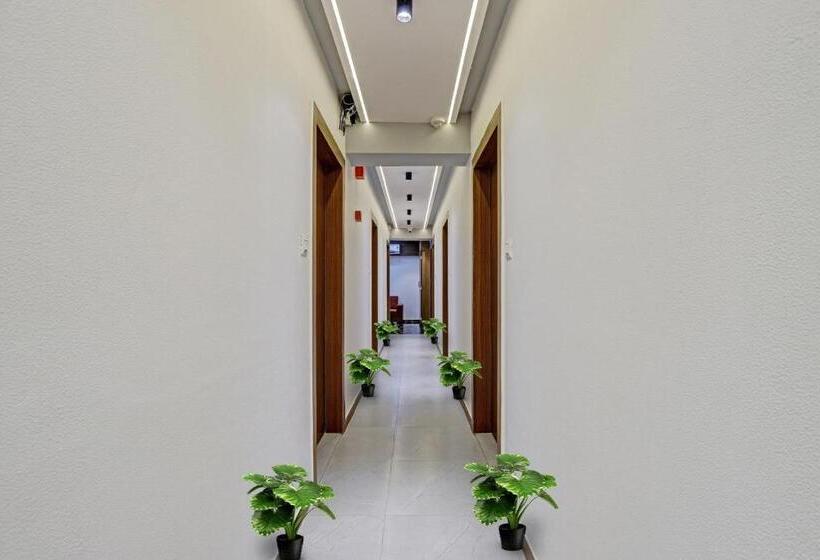 Flagship 91989 Hotel Dream Palace