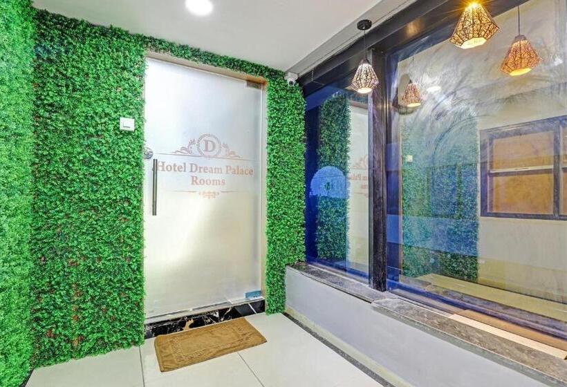 Flagship 91989 Hotel Dream Palace