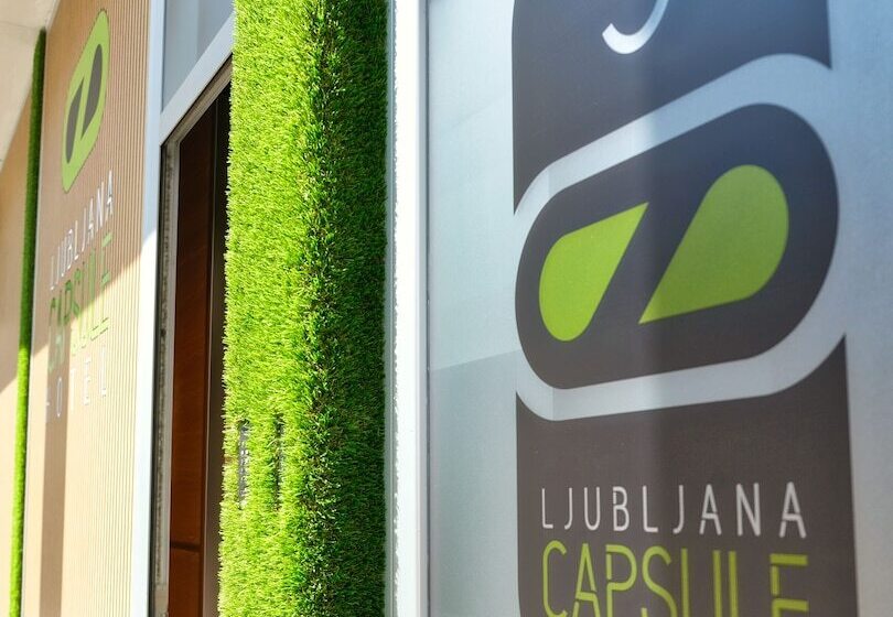 هتل کپسول Ljubljana Capsule Hostel