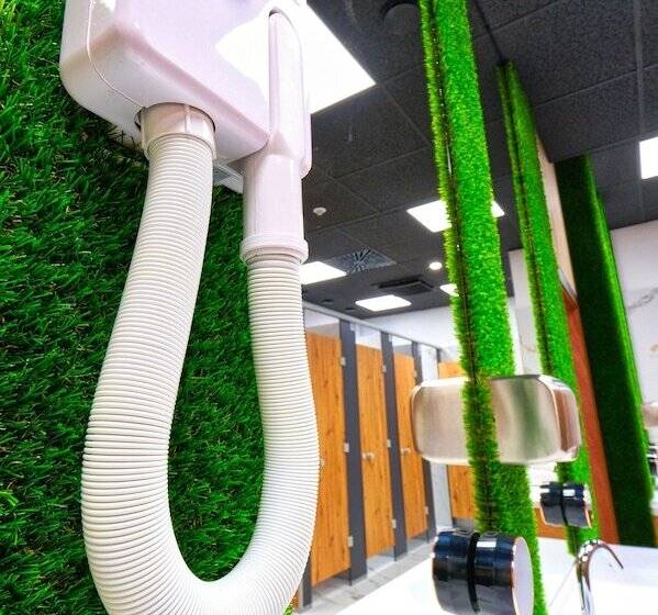 هتل کپسول Ljubljana Capsule Hostel