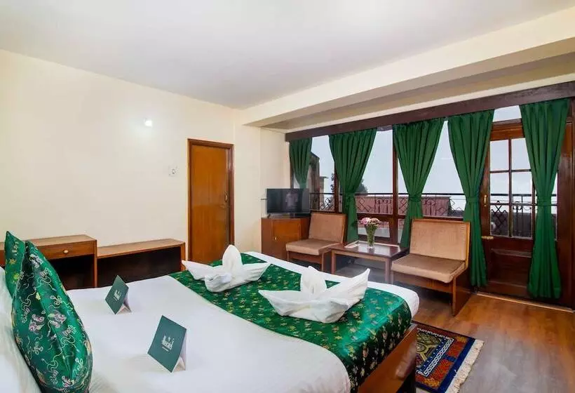 Hotelli Muscatel Bhumsang 200 Mts From Mall Road
