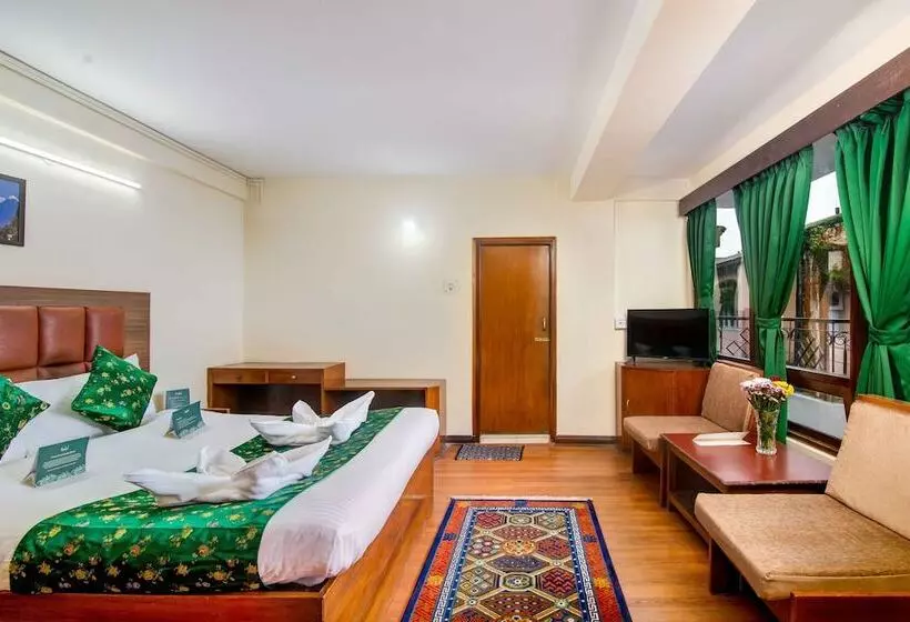 Hotelli Muscatel Bhumsang 200 Mts From Mall Road