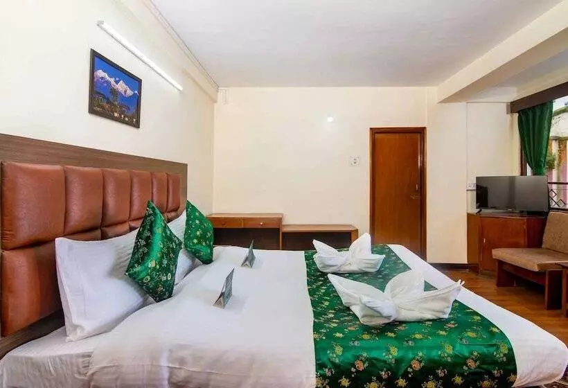 Hotelli Muscatel Bhumsang 200 Mts From Mall Road