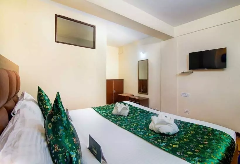 Hotelli Muscatel Bhumsang 200 Mts From Mall Road